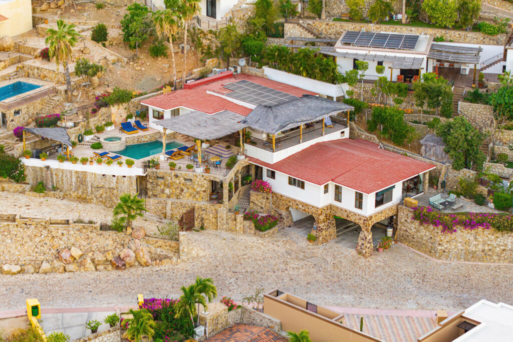 Cabo San Lucas 4 De Marzo Casa Belia Investment Opportunity in the Heart of 4 de MarzoWelcome to Casa Belia, a versatile property located in the heart of the popular Colonia 4 de Marzo neighborhood in Cabo San Lucas. Positioned on a highly visible corner lot, this unique property combines residential comfort with commercial potential, making it an excellent opportunity for homeowners, investors, or entrepreneurs.The property features:* A comfortable main house with a spacious outdoor patio* Separate studio space ideal for guests, rental income, or a private office* Commercial/business area with street exposure* Multiple access points and flexible parking options* Gated perimeter for privacy and security* Large tiled courtyard perfect for entertaining or future improvementsIts strategic cor โ 25 Camino Grande Pedregal, Cabo San Lucas, BS