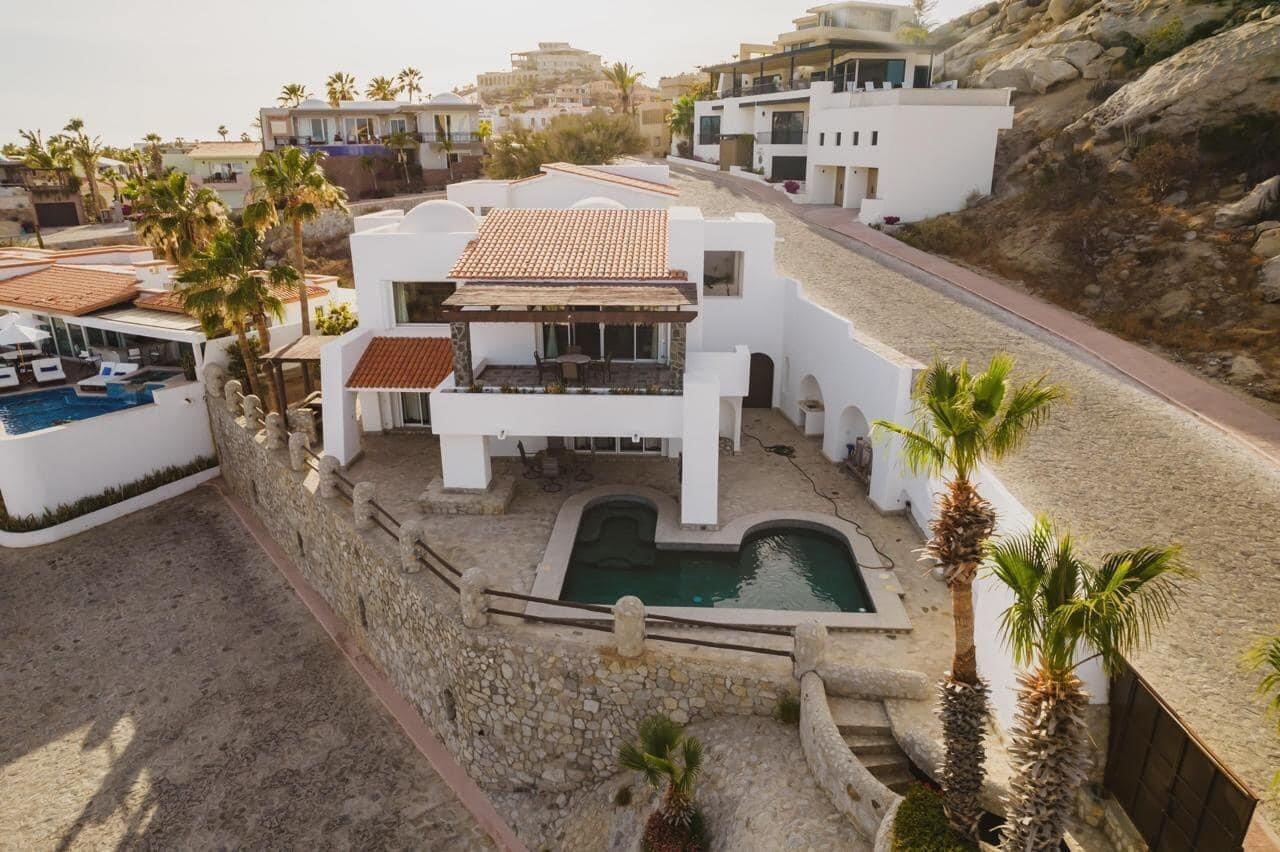 Cabo San Lucas 4 De Marzo Casa Belia Investment Opportunity in the Heart of 4 de MarzoWelcome to Casa Belia, a versatile property located in the heart of the popular Colonia 4 de Marzo neighborhood in Cabo San Lucas. Positioned on a highly visible corner lot, this unique property combines residential comfort with commercial potential, making it an excellent opportunity for homeowners, investors, or entrepreneurs.The property features:* A comfortable main house with a spacious outdoor patio* Separate studio space ideal for guests, rental income, or a private office* Commercial/business area with street exposure* Multiple access points and flexible parking options* Gated perimeter for privacy and security* Large tiled courtyard perfect for entertaining or future improvementsIts strategic cor for sale