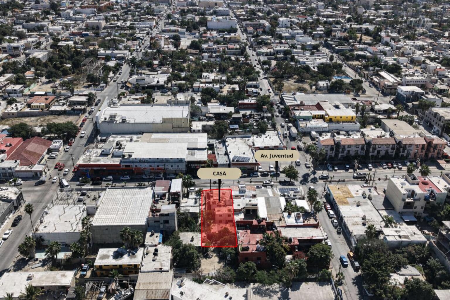 Cabo San Lucas Centro-Csl North Prime Commercial + Residential Opportunity on Av. La Juventud (Cabo San Lucas)Positioned on one of Cabo San Lucas' main avenues, this 300 m² lot offers exceptional visibility in a thriving business corridor. The existing construction features 10 bedrooms and 10 bathrooms plus commercial space, making it an ideal value-add project to remodel, reconfigure, or redevelop. A rare chance to secure a consolidated commercial parcel on a key access route into San Lucas.Price: MXN for sale